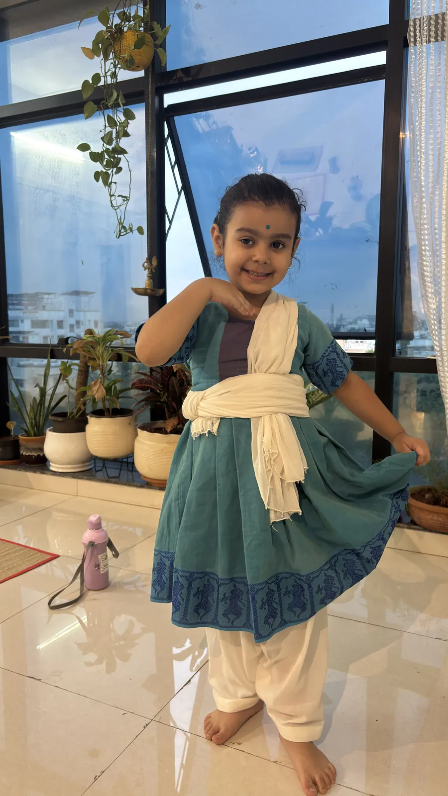 Beginner students in practice uniforms